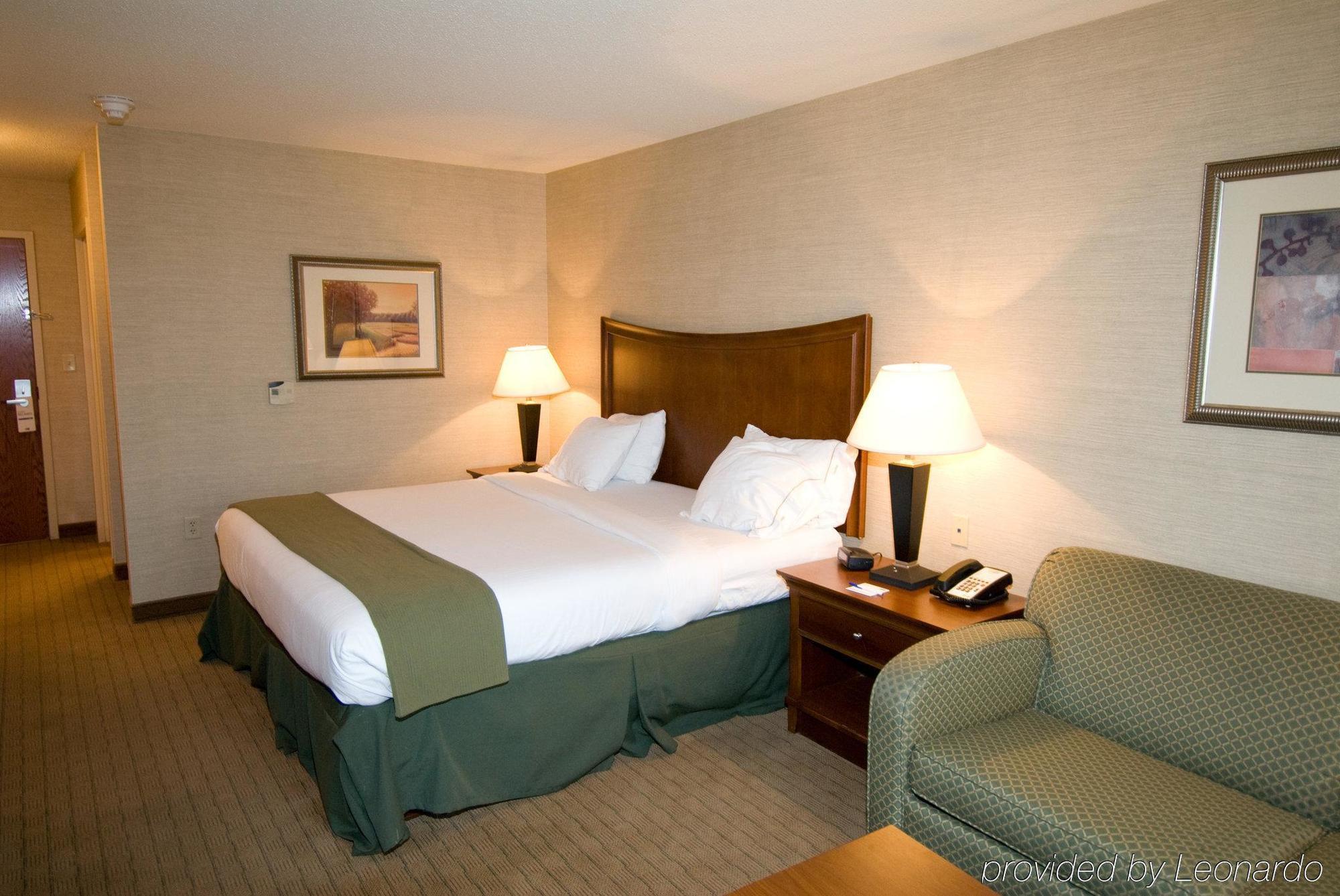 Holiday Inn Express Hotel & Suites Urbana-Champaign-U Of I Area By Ihg Exteriör bild